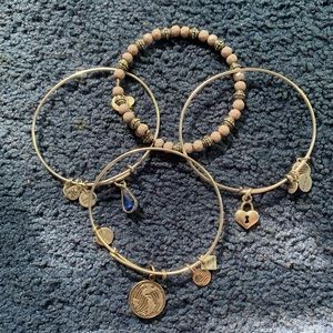 Alex & Ani Bundle